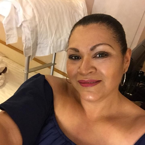 Meet your Posher, Luz - Picture 1 of 1